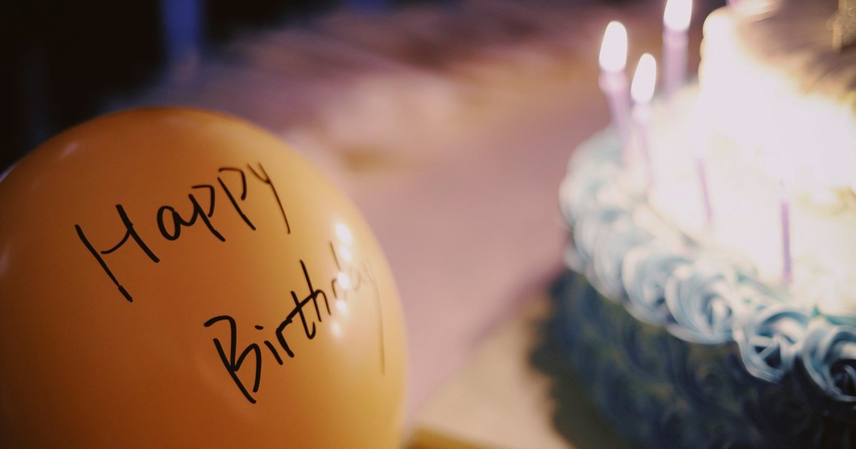 120 auguri per il ventiquattresimo compleanno di un uomo